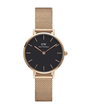 Daniel Wellington is a hugely popular range, and when you look at the Ladies Petite Black Rose Gold Melrose 28mm Watch DW00100217 in more detail it becomes very clear why. Attention to detail and high quality materials are used throughout making the Ladies Petite Black Rose Gold Melrose 28mm WatchDW00100217 a watch you can show off with glee.