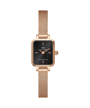 You have to hand it to Daniel Wellington, they know how to manufacture and design timeless watches. This Ladies Quadro Micro Rose Gold 16mm Watch DW00100647 epitomises the Daniel Wellington ethos, creating functional well designed and great value for money timepieces aimed at the masses. Like all Daniel Wellington wristwatches it will arrive with a full manufacturer backed warranty, so your Ladies Quadro Micro Rose Gold 16mm Watch DW00100647 will be looked after fully in the unlikely event you should have any issues with it.