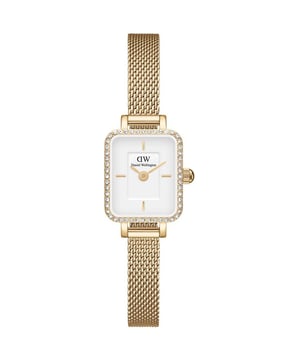 The Daniel Wellington watch range is sold by us for many reasons, we only add manufacturer's to our portfolio who design and manufacture high quality reliable timepieces that also represent great value for your hard earned cash. And this Ladies Quadro Mini Lumine Gold 15mm Watch DW00100730 like all Daniel Wellington watches meets all of our stringent quality tests with ease.