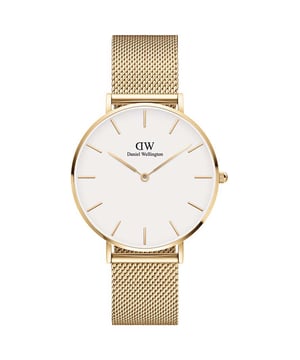The Ladies Petite Evergold Gold 36mm Watch DW00100346 from Daniel Wellington is a great example of why the Daniel Wellington range has become so popular. Suitable for most occasions/pursuits it's hard to find a reason why the Ladies Petite Evergold Gold 36mm Watch DW00100346 shouldn't be high up on your shopping list. Of course the Daniel Wellington Ladies Petite Evergold Gold 36mm Watch comes in it's original packaging, making it an ideal gift.