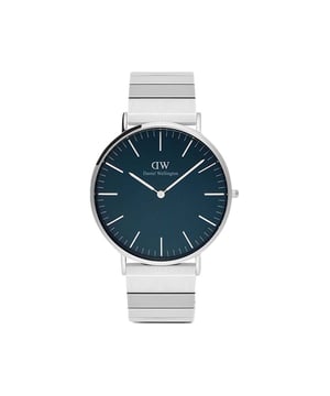 Want something unique and different? Then the Mens Classic Piano Silver 40mm Watch DW00100776 from Daniel Wellington is for you. Like all Daniel Wellington watches, each and every timepiece is flawless in design and craftmanship. The Mens Classic Piano Silver 40mm Watch DW00100776 also offers amazing value for money and comes with all the official Daniel Wellington documentation and packaging.