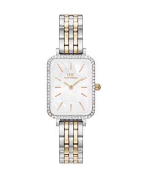 The Daniel Wellington watch range is sold by us for many reasons, we only add manufacturer's to our portfolio who design and manufacture high quality reliable timepieces that also represent great value for your hard earned cash. And this Ladies Quadro Lumine Silver 20mm Watch DW00100671 like all Daniel Wellington watches meets all of our stringent quality tests with ease.