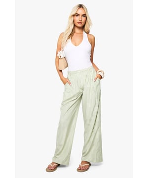 Trousers are a more sophisticated alternative to skinniesTrousers take on a realxed silhouette for the new season, with sports tailoring setting the trends and the wide leg one to watch. Pick printed palazzo pants for a dramatic day time look and tone down with a basic tee, or go for androgynous appeal in tapered man pants and wear with worn-in trainers for a trend-led twist.
