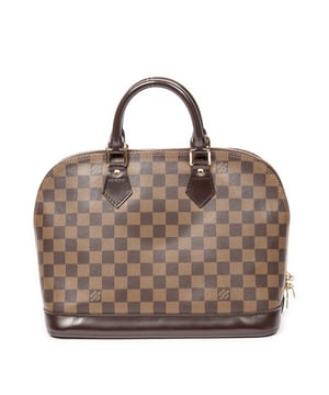 Louis Vuitton Tassen Alma PM Handtas in de Bruin Gecoat canvas in de Gouden Messing  hardware. Het product is in In Perfecte Staat (AA).
  Afmetingen: 29x23x15 cm 
  Inclusief accessoires: None
      
  BrandCo Paris vindt zeldzame artikelen in de beste staat voor ongelooflijke prijzen. Het is de moeite waard om geduldig te zijn! Koop met vertrouwen: alle artikelen van BrandCo Paris worden zorgvuldig geselecteerd en geverifieerd door ons team van experts.

  Alle artikelen worden geleverd met een certificaat van echtheid en verpakt door BrandCo Paris.

  Classificatietabel voor de conditie van het artikel:

  N (als nieuw)
  AA (perfecte staat)
  A (uitstekende staat)
  AB (zeer goede staat)
  B (goede/redelijke staat)