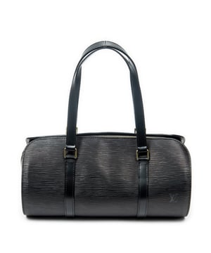 Louis Vuitton Taschen Soufflot  Handtasche und Schwarz Kalbsleder und Goldenes Messing hardware. Das Produkt ist auf in ausgezeichnetem Zustand (A).
  Abmessungen: 30x14.5x13.5 cm 
  Zubehör inklusive: None
  
  BrandCo Paris hat seltene Artikel und die besten Konditionen zu unglaublichen Preisen vorgestellt. Geduld lohnt sich! Kaufen Sie mit Vertrauen: Alle Artikel von BrandCo Paris sind von unserem Expertenteam ausgewählt und authentisch.
  Alle Artikel enthalten ein Echtheitszertifikat und wurden von BrandCo Paris übernommen.
  Tabelle zur Klassifizierung des Artikelzustands
  N (wie neu)
  AA (perfekter Zustand)
  A (ausgezeichneter Zustand)
  AB (sehr guter Zustand)
  B (gut/mittelmäßig)