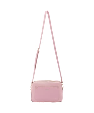 Bolso bandolera para mujer. El cierre es con cremallera. Los bolsillos internos son uno con cremallera. Los bolsillos externos son uno abierto en la parte delantera y otro en la parte trasera con cremallera. La bandolera es ajustable en ecopiel. Falta el mango. Hay dos compartimentos internos. El material exterior es ecopiel. Internamente está forrado en poliéster. Medidas: 17x25x8 cm. Producto de moda
