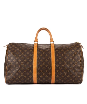 Louis Vuitton Bolsas Keepall 55 Bolsa de viaje en Marrón Lona recubierta y Latón dorado hardware. El producto está en en Muy Buenas Condiciones (AB).
  Dimensiones: 55x28x25 cm 
  Accesorios incluidos: None
    Condición Worn Handles
  BrandCo Paris encuentra artículos raros y en las mejores condiciones a precios increíbles. ¡Vale la pena tener paciencia! Compra con confianza: todos los artículos de BrandCo Paris son seleccionados y autenticados cuidadosamente por nuestro equipo de expertos.
  Todos los artículos vienen con un certificado de autenticidad y un embalaje entregado por BrandCo Paris.
  Tabla de clasificación de la condición del artículo
  N (como nuevo)
  AA (perfecto estado)
  A (excelente estado)
  AB (muy buen estado)
  B (bueno/regular)