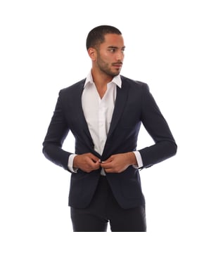 Herenjas Boss Raye Blazer.- Kraag met revers.- Knoopsluiting.- Knoopmanchetten.- Borstzak.- Binnenzakken.- Slim fit.- 76% Virgin Wool, 21% Polyester, 3% Elastane. Ref: 50430526417.