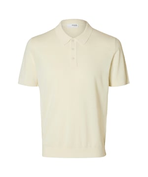 Dieses unifarbene Herren-Shirt von SELECTED HOMME vereint klassischen Stil mit moderner Schlichtheit: Der Polokragen und die kurze Knopfleiste verleihen dem normal geschnittenen Feinstrick-Basic eine gepflegte Note, während die kurzen Ärmel und das reduzierte Design es zu einem vielseitig kombinierbaren Begleiter für jeden Tag machen – ein Shirt, das mit klarer Linie und dezentem Charakter überzeugt.