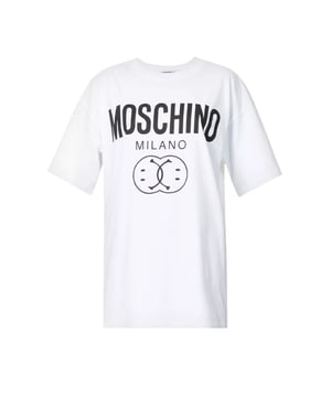 Elevate your casual wardrobe with the Moschino Double Smiley White T-Shirt, a playful yet stylish piece that effortlessly blends comfort and iconic design. Crafted from soft, breathable fabric, this t-shirt ensures all-day comfort while showcasing Moschino's signature bold double smiley graphic. Its crisp white color makes it a versatile staple, perfect for pairing with jeans or layering under jackets. Whether you're heading out for a relaxed day or making a statement with your streetwear, this t-shirt adds a fun, contemporary edge to your look. Embrace effortless style with a touch of Moschino's unique charm. Made in Portugal, 100% Cotton