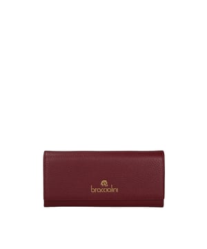 Damenbrieftasche mit Magnetknopfverschluss. Innentaschen mit Reißverschluss und Kartenfächern. fehlende Außentaschen. fehlender Schultergurt. fehlender Griff. fehlende Innenfächer. Außenmaterial: Innenmaterial: 100 % Polyester. Maße: 19,5x10x3,5 cm. Modeprodukt