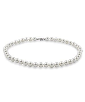 Manacor choker with Majorcan pearls: classic elegance with a Mediterranean spirit.\n\n This Majorcan pearl choker evokes the distinction of great, timeless jewels. Its understated and balanced design makes it an essential piece for those seeking sophistication with a handcrafted soul. The nautical clasp adds a functional and decorative touch in equal measure.\n\n Details:\n - Handcrafted in Mallorca using the traditional method.\n - Composed of uniform Majorcan pearls, with a soft shine and polished finish.\n - Heavy duty threading maintains shape and ensures durability.\n - Robust, easy-to-use, classic-looking metal sailor clasp.\n - Perfect length to fit the neck and enhance the décolletage with discreet elegance.\n\n An essential piece of jewelry, ideal for wearing alone or combined, that conveys tradition, style, and good taste.\n Measures: Length: 45 cm\n Composition: Pearls\n Care:\nAvoid contact with perfumes, creams and chemicals.