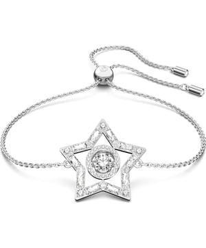 Der ikonische Stern ist das zentrale Motiv dieses zarten Armbands, das vom Zauber österreichischer Landschaften inspiriert ist. Das letzte Detail des Dancing Stone macht dieses Stück zu einer modernen Interpretation eines reichen Schmuckerbes. Tragen Sie es allein oder mit den passenden Ohrringen und Anhängern der Stella-Familie. Dieses Armband ist Teil der Stella-Familie, die von Kreativdirektorin Giovanna Engelbert für Collection II entworfen wurde.\n Maßnahmen: Länge: 24 cm\n Perle: 2,4 cm\n Komposition: Material: Rhodiniert, Zirkonia\n Pflege:\nVermeiden Sie den Kontakt mit Cremes, Parfüms und Reinigungsmitteln, die das Produkt beschädigen könnten. Um den Glanz zu erhalten, empfehlen wir Ihnen, es nur mit einem weichen Tuch zu reinigen.