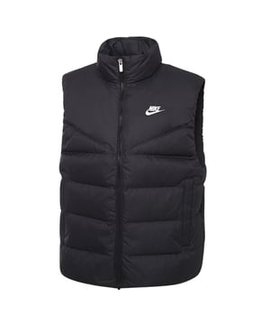 Blijf warm en stijlvol met het Nike Black Down Gilet Jacket, speciaal ontworpen voor dames. Gemaakt van 100% polyester en gemaakt in Vietnam, heeft dit gilet een volledige ritssluiting voor gemakkelijk dragen en twee ritszakken aan de voorkant om je essentials veilig op te bergen. De elastische tailleband zorgt voor een comfortabele, aansluitende pasvorm, terwijl het Nike-logo op de linkerborst een strakke, sportieve touch geeft. Een extra binnenzak met knoopsluiting biedt extra gemak. Deze veelzijdige bodywarmer is perfect om als laagje te dragen en combineert functionaliteit met de iconische Nike-stijl om je comfortabel te houden bij kouder weer