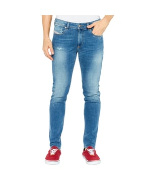 Entdecken Sie die Diesel 1979 Sleeker Blue Denim Hose aus 98 % Baumwolle und 2 % Elasthan für eine bequeme, flexible Passform. Diese Jeans vereint klassischen Stil mit moderner Strapazierfähigkeit und ist somit perfekt für den Alltag. Entworfen in Tunesien, bietet sie eine schlanke Silhouette, die Ihren Look unterstreicht und gleichzeitig dauerhaften Komfort bietet. Werten Sie Ihre Garderobe mit dieser vielseitigen Jeans auf, die zeitlosen Charme mit moderner Funktionalität verbindet
