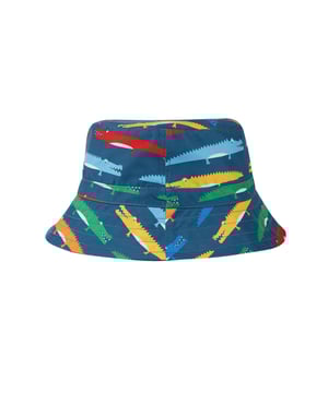 This bucket-style Harbour Swim Hat has a wide brim to help keep your kid's head, face, and ears shaded from the sun's harmful rays and is made with fabric that has a UPF 50+ rating. Love the planet you play on! This swim hat is made from post-consumer recycled plastic, helping to create a brighter future by giving old materials a new life.