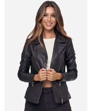 Artikelbeschreibung


	Moderne &amp; zeitlose Damen Lederjacke von Tazzio
	Verschluss: Reißverschluss
	Seitliche Reißverschlusstaschen
	Eingelassene Brusttasche mit Reißverschluss
	Schräger Reißverschluss
	Reverskragen
	Edle und hochwertige Knöpfe/Nieten
	Ton-in-Ton-Nähte
	Hochwertiges Material &amp; bequem zu tragen
	Ideale Echtlederjacke für das ganze Jahr


Passform


	
Passform: Slim Fit
	
Länge: Normale Länge
	
Ärmellänge: Langarm


Material &amp; Pflege


	
Material: 100% Leder
	
Pflegehinweise: Lederreinigung (siehe bitte Etikett)