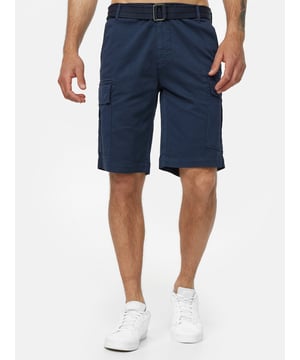Artikelbeschreibung


	Moderne &amp; zeitlose Herren Cargo Shorts von Tazzio
	
Verschluss: Reißverschluss
	
Hosentaschen: Eingrifftaschen, Coinpocket, Cargotaschen, Gesäßtaschen
	Inkl. abnehmbarem Gürtel
	Gürtelschlaufen
	Hochwertiges Material &amp; bequem zu tragen
	Ideale Jeans Shorts das ganze Jahr


Passform


	
Passform: Regular Fit
	
Länge: Kurz
	
Leibhöhe: Normal


Material &amp; Pflege


	
Material Oberstoff: 98% Baumwolle, 2% Elasthan
	
Elastizität: Leicht elastisch
	
Pflegehinweise: Maschinenwäsche