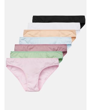 Artikelbeschreibung


	Damen 7er-Pack Slips von Tazzio
	Bequeme Slips &amp; weiches Tragegefühl
	Trendige Ripp-Struktur
	Optimaler Tragekomfort &amp; erstklassiger Sitz
	Elastische Abschlüsse an Taillen- und Beinausschnitten
	Elastisches Baumwollmaterial für einen bequemen Halt
	Set aus verschiedenen Farben
	Hochwertige und softe Qualität


Passform


	
Passform: Sehr eng
	
Schnitt: Figurbetont
	
Leibhöhe: Normal


Material &amp; Pflege


	
Material Oberstoff: 95% Baumwolle, 5% Elasthan
	
Elastizität: Leicht elastisch
	
Pflegehinweise: Maschinenwäsche