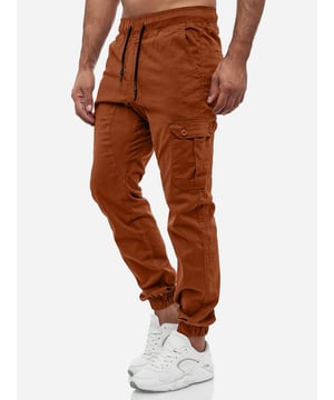 Artikelbeschreibung


	Moderne &amp; zeitlose&nbsp;Herren Jeans&nbsp;von Tazzio
	Verschluss:&nbsp;Tunnelzug
	Hosentaschen: Eingrifftaschen, Cargotaschen, Ges&auml;&szlig;taschen
	Stretchanteil f&uuml;r eine&nbsp;optimale Passform
	2 Taschen an den Beinseiten, via Knopf verschlie&szlig;bar
	Im Jogger-Stil
	Hochwertiges Material &amp; bequem zu tragen
	Ideale Hose f&uuml;r das ganze Jahr


Passform


	Passform:&nbsp;Regular Fit
	L&auml;nge: Kn&ouml;chellang
	Leibh&ouml;he: Normal


Material &amp; Pflege


	Material Oberstoff: 97% Baumwolle, 3% Elasthan
	Elastizit&auml;t: Leicht elastisch, elastischer Bund
	Pflegehinweise:&nbsp;Maschinenw&auml;sche