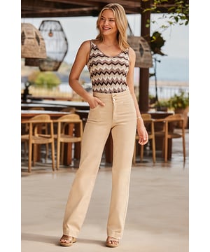 Feel-good jeansSoft stretch denim with contour control for the perfect fitStatement deep waistband with a double button detailHigh waist, wide legs - jeans don't get more flatteringOn-trend ecru wash you'll wear with everythingStyle with a vest, cropped jacket and strappiesInside leg to fit: Short 29" | Regular 31" | Long 33"