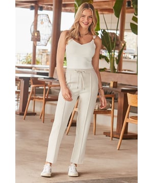 You'll wonder how you lived without them in your wardrobeDrawstring waist + relaxed fit = ridiculously comfyTapered legs for a chic silhouetteAll-important pocketsElevate them with courts and a blouse for the officeThink tees and trainers on weekendsInside leg to fit: Short 29" | Regular 31" | Long 33"