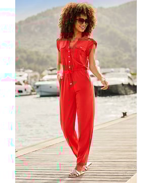 Nothing to wear? Not anymore Soft stretch jersey fabric - it's comfy, chic and cool Who doesn't love an elasticated waist? Elevated with utility details and luxe gold buttons Belted waist falls to chic tapered legs Elevate it with courts and strappies, do smart-casual with sandals and trainers Inside leg to fit: Short 29" | Regular 31" | Long 33"