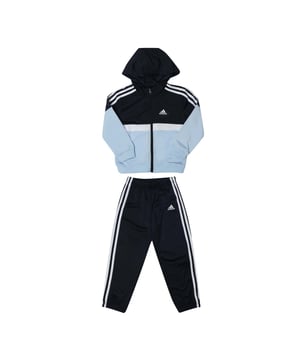 Juniors adidas Badge of Sport Full-Zip Tracksuit in inkwell.- Track Top:- Hooded.- Full zip fastening.- Elasticated cuffs and hem.- adidas branding.- 100% Polyester (Recycled).- Pants:- Elasticated waistband.- Elasticated cuffs.- 3- Stripes design.- 100% Polyester (Recycled).- Ref: JH1444