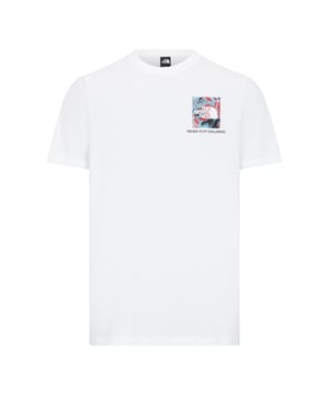The North Face Heat Map T-Shirt delivers everyday comfort with signature outdoor style. Crafted from 100% soft cotton, this regular-fit tee features a bold Heat Map box graphic on the chest, complemented by subtle The North Face branding on the front and back. Designed with a classic crew neckline and short sleeves, it’s a versatile essential for casual wear. Durable and easy to care for, it combines comfort, quality, and a modern graphic edge.