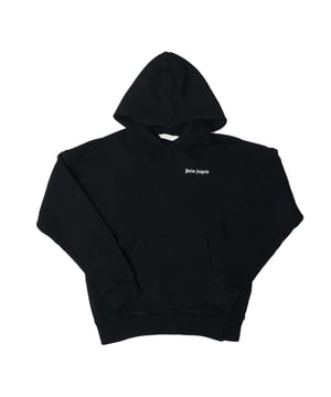 Juniors Palm Angels Classic Over Logo Hoodie in black - white.- Lined hood.- Long sleeves.- Palm Angels logo printed at left chest and at back.- Kangaroo style pocket to front.- Ribbed cuffs and hem.- Fabric: 100% Cotton.  Rib: 95% Cotton  5% Elastane.  Lining: 100% Cotton.  Hand wash.- Ref: PBBB0020011001