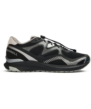 Tackle any terrain in the Merrell Skyquest Trek. These sleek black performance trainers merge functionality with comfort through their innovative toggle lacing system for quick adjustments on the go. The nylon upper provides durability while keeping weight down, and a robust rubber sole ensures reliable traction. Your feet will thank you for the cushioned EVA foam mid-sole and die cut footbed, while the moulded TPU heel counter delivers essential stability. ClearsportNXT technology keeps odors at bay even during your most intense adventures.