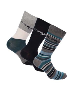 Wrangler 3 Pack of Socks in grey.- 3-pack.- Comfort rib trim.- Stripes design.- Knitted logos.- 74% Viscose  21% Polyester  2% Elastane.- Ref: S525128WRA3PK