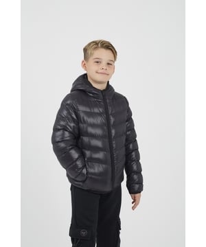 Make a statement with this puffer jacket from Brave Soul, designed in a high-shine finish for standout style. Featuring a padded puffer design that’s ideal for chilly days. A rubber badge on the sleeve adds a touch of branded detail, while elasticated trims on the hem, cuffs, and hood provide a snug fit. With two lower pockets and a secure zip fastening, it’s as practical as it is stylish. Model wears 9-10 years.