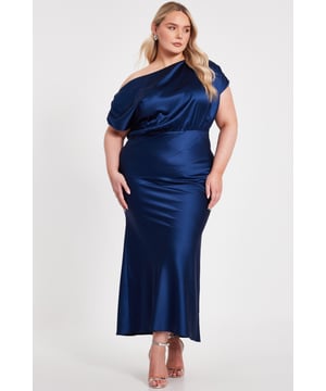 - Satin finish - Drop shoulder - Ruched sleeves - Model height: 5'7" - Model wears uk 18 / us 14 / eur 46 - Always check the wash care label - Cool hand wash with mild detergent