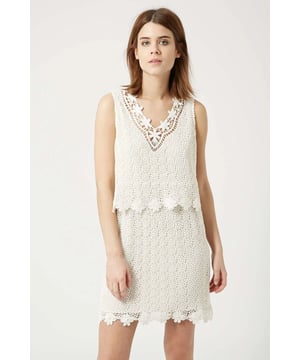 Cream Lined Crochet Summer Event Dress, V-Neckline, Sleeveless, Lined Lace, Box shaped Bodice
Sleeveless with V-Neckline
100% Cotton
Relaxed Fit
Sizing is slightly small for size
Length:32" Shoulder to Hem.