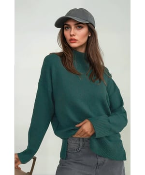 Wrap yourself up in this Nobody's Child jumper, made from soft cotton-rich yarn. It's designed in a comfy relaxed fit to a longline shape that clings to your body. Ribbed detailing on the funnel neckline, cuffs and hem adds a neat finish.

27" Shoulder to Hem.