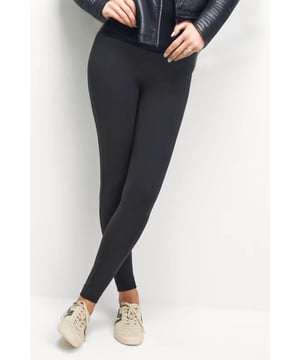 These stretchy Magic Shaping leggings sculpt your figure while providing exceptional comfort. They're cut in a skinny fit, with an elasticated high waist and our popular ankle-grazer length. Tummy control and subtle darts at the grown-on waistband create an ultra-flattering look.

Regular Length: 29-30" Inside Leg.