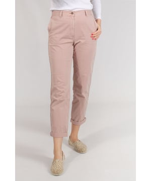 These timeless cotton-rich chinos are a smart-casual essential. Garment dyed for an authentic washed look, with side tape for utility styling. Tapered leg shape, in an ankle-grazer length with neat rolled cuffs. Added stretch ensures comfort. Slanted pockets at the front, plus an extra pocket at the back, for useful storage.

Short 26" | Reg 28" | Long 30" Inside Leg.