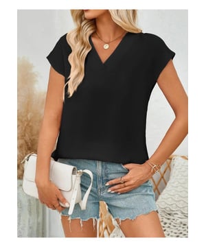 Basisstijl
  Geen stretch
  Materiaalsamenstelling: 100% polyester
  Verzorgingsinstructies: Machinewas koud droogtrommel laag
  Geimporteerd
  Productafmetingen (in inches):
  Maat S (US 4): Buste 386 Toplengte 256 Schouder 22
  Maat M (US 6/8): Buste 406 Toplengte 26 Schouder 23
  Maat L (US 10/12): Buste 425 Toplengte 264 Schouder 24
  Maat XL (US 14/16):  Buste 45.3 toplengte 26.8 schouder 25.4
  maat 2XL (US 18): buste 48 toplengte 27.2 schouder 26.8