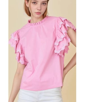 Blusa con cuello con volantes y volantes.
  Caracteristicas: Volante Atado.
  Composicion del material: 100% algodon.
  Instrucciones de cuidado: Lavar a maquina con agua fria secar en secadora a temperatura baja.
  Importado.
  Tallas disponibles: S M L XL.