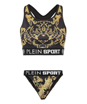 Dale un toque barroco a tu estilo con este bikini de lycra con el estampado de esta temporada por toda la prenda.   Licra con estampado barroco   Espalda cruzada para un movimiento sin restricciones   Acabado con ribete de color en contraste   Parte inferior de corte alto   Jacquard con logotipo tejido en los tirantes elásticos   Costura a dos agujas