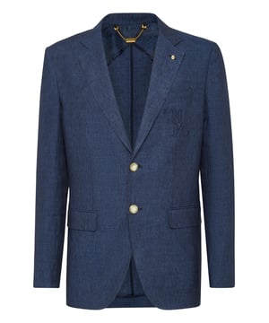 Esta chaqueta de puro lino, clásica y deportiva, es una llave maestra que necesitas tener en tu armario. La chaqueta de dos botones presenta todos los elementos básicos, incluido el bolsillo en el pecho. Dos bolsillos con solapa.  El emblema de la marca está bordado en el pecho izquierdo. Los botones metálicos están decorados con el logotipo en relieve. Dos cortes en la espalda. Sin forro. Corte: Super Slim.