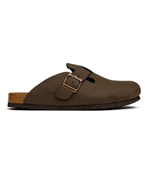 Kick back in effortless style with the Original Penguin Pappy slides. These brown synthetic sandals blend comfort and character with a padded insole and cork mid-sole that cradles your feet through long summer days. The adjustable buckle ensures a perfect fit, while subtle penguin branding adds that signature touch of laid-back sophistication. Perfect for poolside lounging or casual weekend adventures.