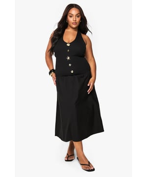 boohoo PlusYou&rsquo;ll find full on fashion for the fuller figure with the boohoo Plus range. Delivering directional designs for UK sizes 16 to 24, this ultra-flattering collection combines perfectly proportioned fits with statement styles so that you can stay on top of this season&rsquo;s trends.