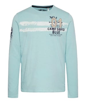 Dit overhemd met lange mouwen van CAMP DAVID maakt indruk met zijn casual look en maximale draagcomfort. De vlamgarentextuur geeft het shirt een moderne, licht gevlekte look. De ronde hals met geribde boorden zorgt voor een comfortabele pasvorm en is vormvast. Opvallende illustraties op de voor- en achterkant en op één mouw zorgen voor opvallende accenten. Dankzij de normale pasvorm zit het shirt comfortabel en flatteert het het figuur. Gemaakt van hoogwaardige materialen, voelt het zacht aan en ademt het optimaal. Perfect voor ontspannen vrijetijdslooks met een vleugje individualiteit.