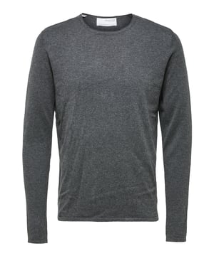Dieses Longsleeve für Herren überzeugt mit seiner normalen Passform und einem klassischen Rundhalsausschnitt. Der offene Saum am Ausschnitt verleiht dem Design eine lässige Note. Das feine Strickgewebe sorgt für ein angenehm leichtes Tragegefühl und eine edle Optik. Dank des hohen Tragekomforts eignet sich das Longsleeve ideal für Alltag und Freizeit. Die hochwertige Verarbeitung zeigt sich auch im gewebten Label im Inneren. Kombiniere es vielseitig – ob unter einer Jacke oder solo getragen. Der cleane Look macht es zum unkomplizierten Basic mit Stil. Ideal für alle, die auf dezente Details und bequeme Passformen setzen. Ein Must-have für die Übergangszeit und darüber hinaus.