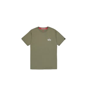 Dit T-shirt voor heren met korte mouwen biedt een casual stijl en maximaal comfort. De normale pasvorm en klassieke ronde hals met geribde boorden zorgen voor een comfortabele pasvorm die perfect is om elke dag te dragen. Een contrastkleurige nekband geeft het ontwerp een sportieve touch, terwijl de kleine labelprint op de borst een subtiel accent toevoegt. Een grote opdruk op de achterkant zorgt voor een opvallende blikvanger. Een labelpatch op de mouw rondt het ontwerp stijlvol af. Dankzij het zachte materiaal voelt het shirt bijzonder comfortabel aan op de huid en is het ideaal voor elke gelegenheid. Een must-have voor iedereen die van comfort en cool design houdt.