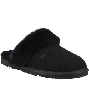 Mit weichem Wildleder, einer flexiblen Sohle und super flauschigem Schaffellfutter ist der Samantha Mule Slipper im Ernst bequem für die kälteren Monate