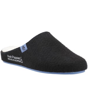 Proudly crafted from 90% Recycled polyester upper and lining. The Good Slipper is a must have this season with its super soft organic cotton sock and 100% recycled foam bed. Made with a durable natural rubber sole for added grip and extra comfort