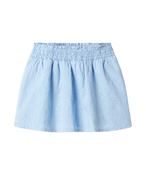 Begin de dag comfortabel en stijlvol met deze luchtige rok! Het dijbeenlengte model en de normale pasvorm zorgen voor veel bewegingsvrijheid, terwijl de brede, gesmokte tailleband aangenaam rekbaar is en perfect past - zonder te knellen. Het geweven label aan de binnenkant maakt de hoogwaardige look compleet. Een echt feel-good stuk voor school, de speeltuin of vrije tijd!